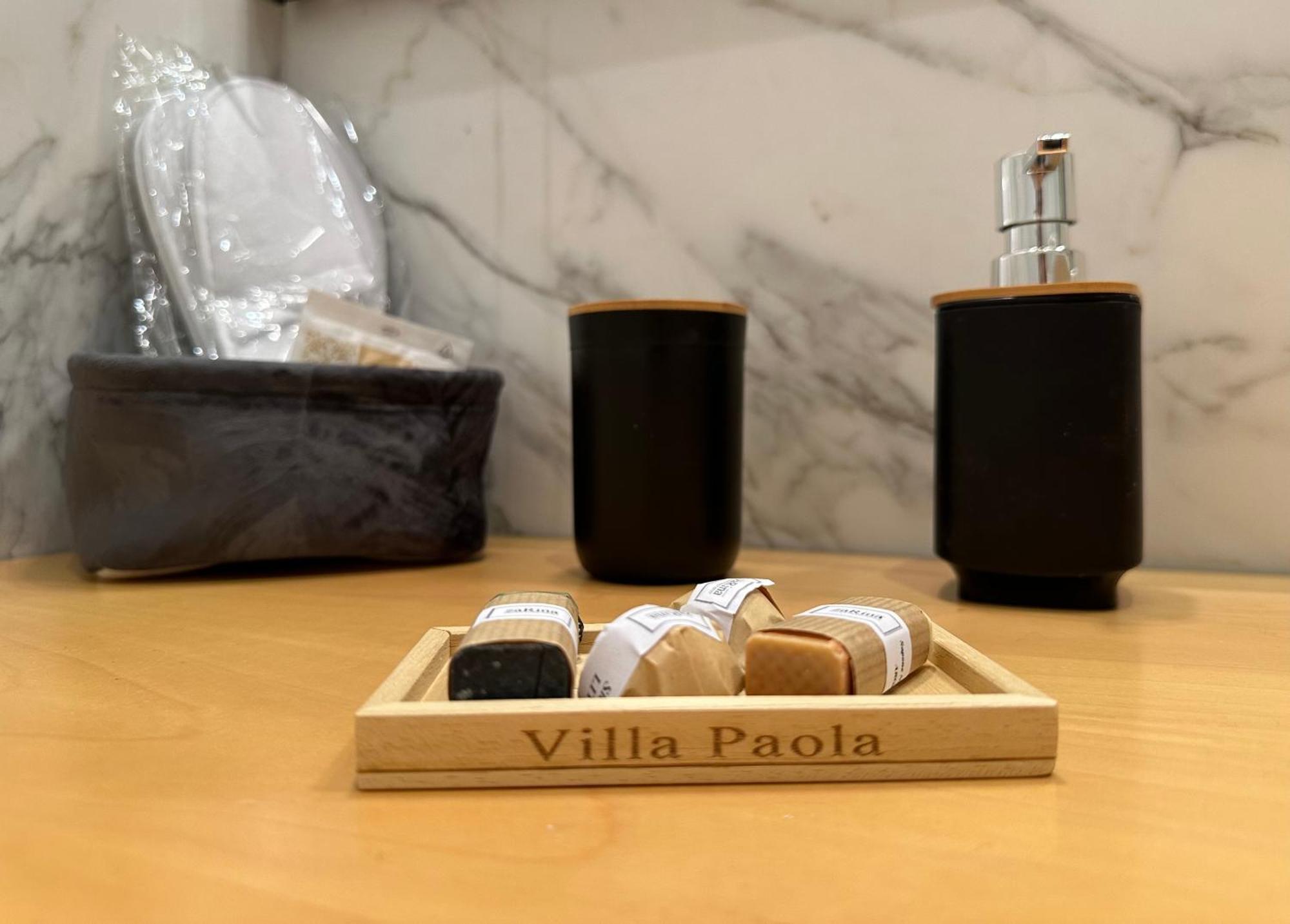 Villa Paola City Center , Luxury House In Town Centre Bari Zewnętrze zdjęcie